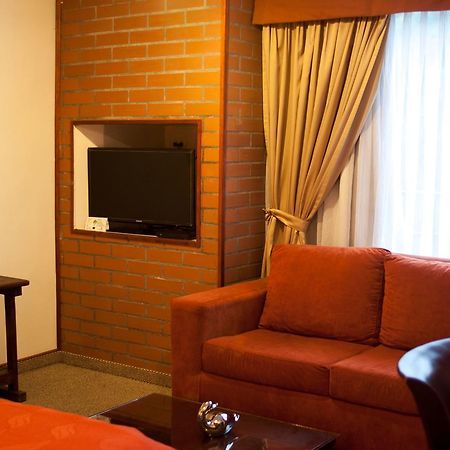 Apartaestudios Los Andes ボゴタ エクステリア 写真
